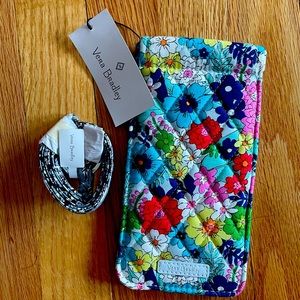 NWT Vera Bradley eyeglasses case/land yard bundle